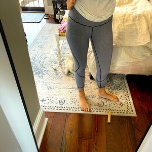 Striped Zella Cropped Leggings